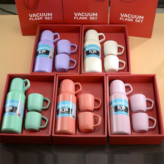 Vacuum Flask with 2 Cups & Gift Box – 550ml 